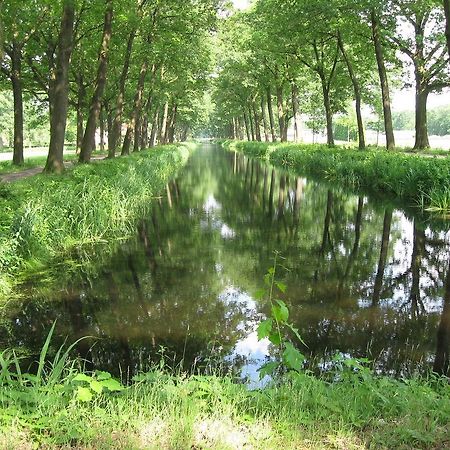 B&B De Turffabriek Griendtsveen Bagian luar foto