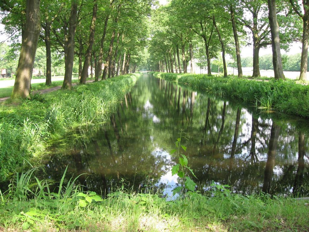 B&B De Turffabriek Griendtsveen Bagian luar foto