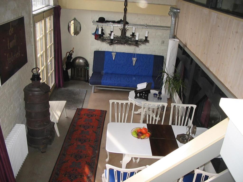 B&B De Turffabriek Griendtsveen Ruang foto